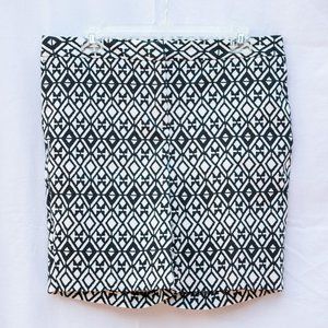 Black & White Shorts - Mario Serrani - Size 12